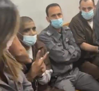 مطالب الأسير زكريا الزبيدي من محكمة الإحتلال